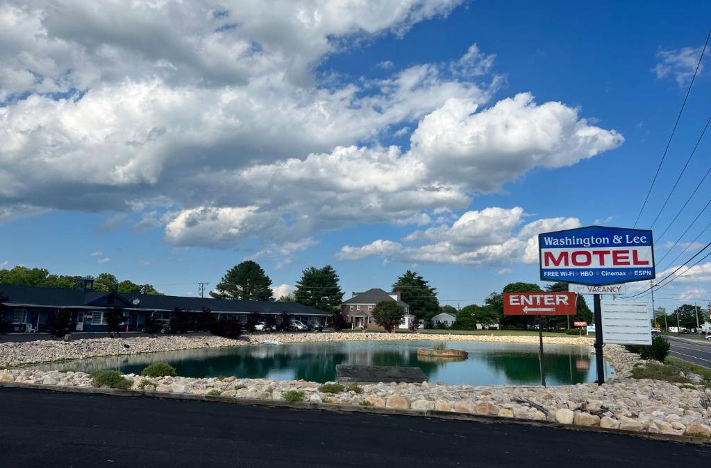 Montross Hotel | Washington & Lee Motel