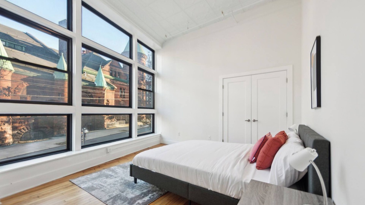 Albany Apartment | Washington Lofts 109 Spacious 1 Bedroom 1 Bath