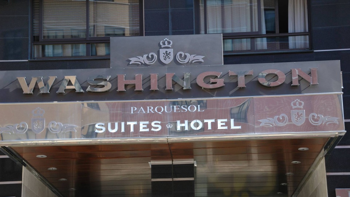 Valladolid Hotel | Washington Parquesol Suites & Hotel