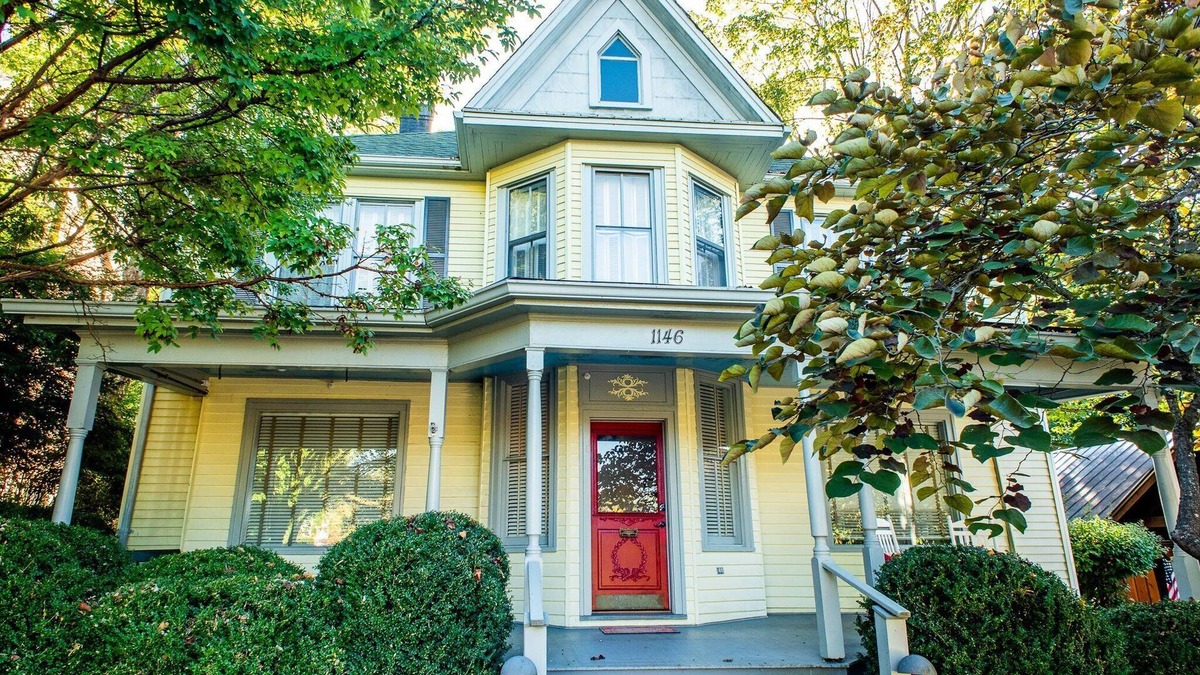 Lewisburg Apartment | Washington Street Quarters