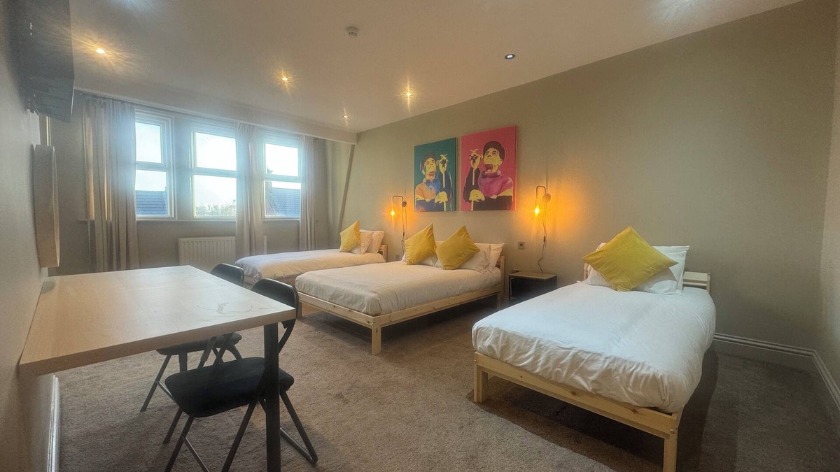 Wallsend Hotel | Wasters Arts Bar Hotel