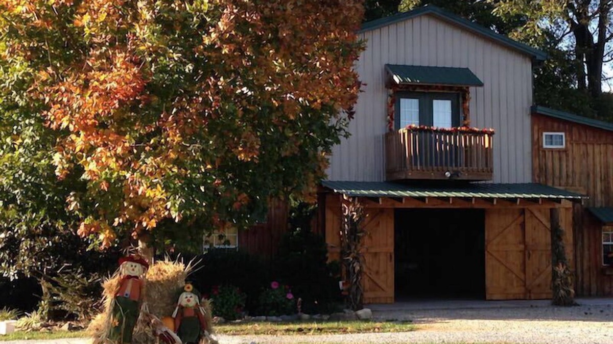 Central Cabin | Watauga River Cabins-Hemlock