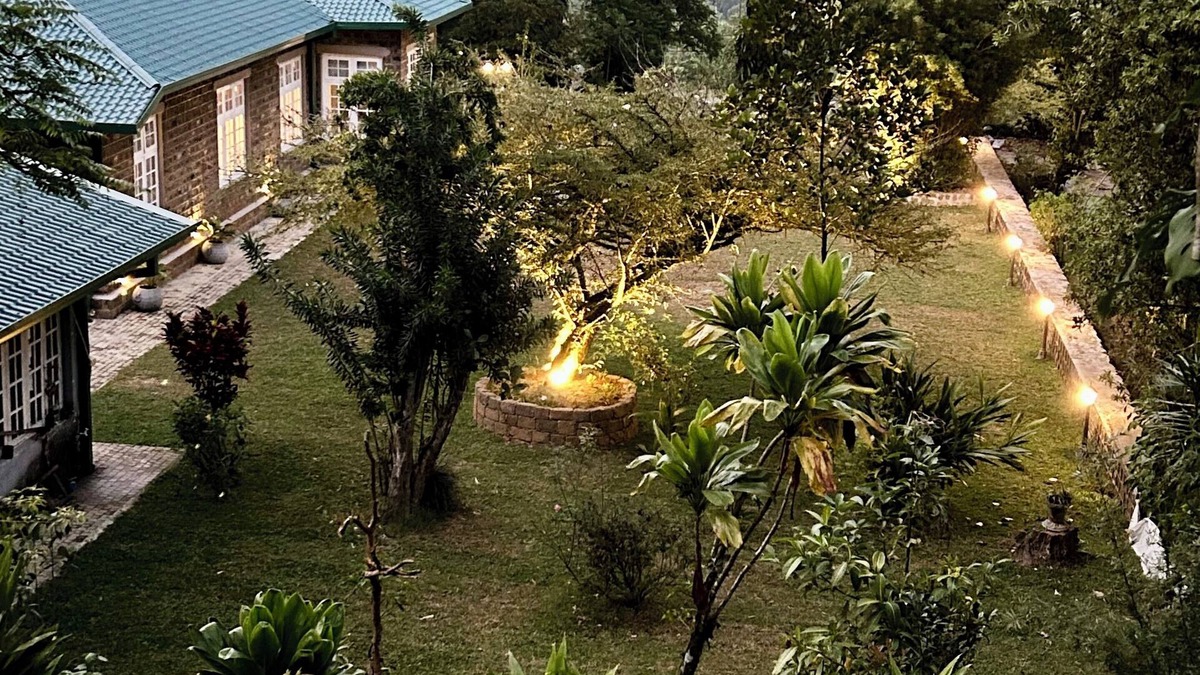 Hatton House | Watawala Tea Plantation Bungalow