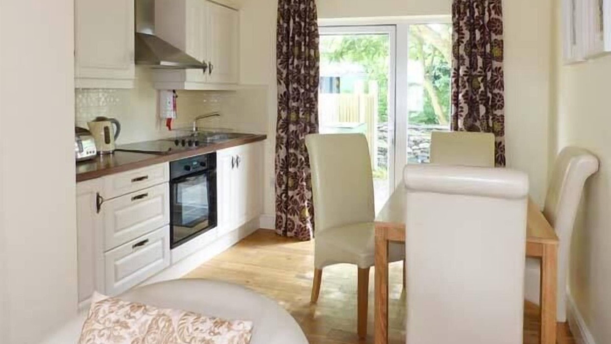 Valentia Island Cottage | WATCH HOUSE COTTAGE, pet friendly in Knightstown, County Kerry