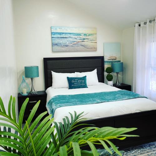 Bellmore House | Water Canal Villa Salgado