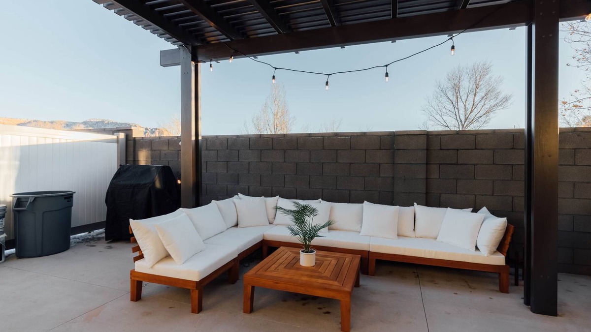 Hildale House | Water Canyon, So Zion, 4bed, 3Bath, Hot Tub, Deck, Fire Pit