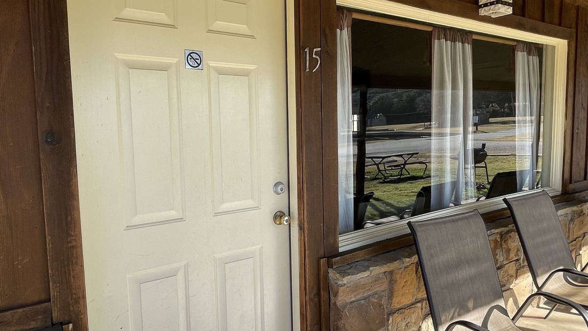 Graham Cabin | Water front cabin #15