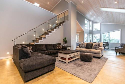 Juan de Fuca Electoral Area Apartment | Water Front Home with Private Dock and Hottub
