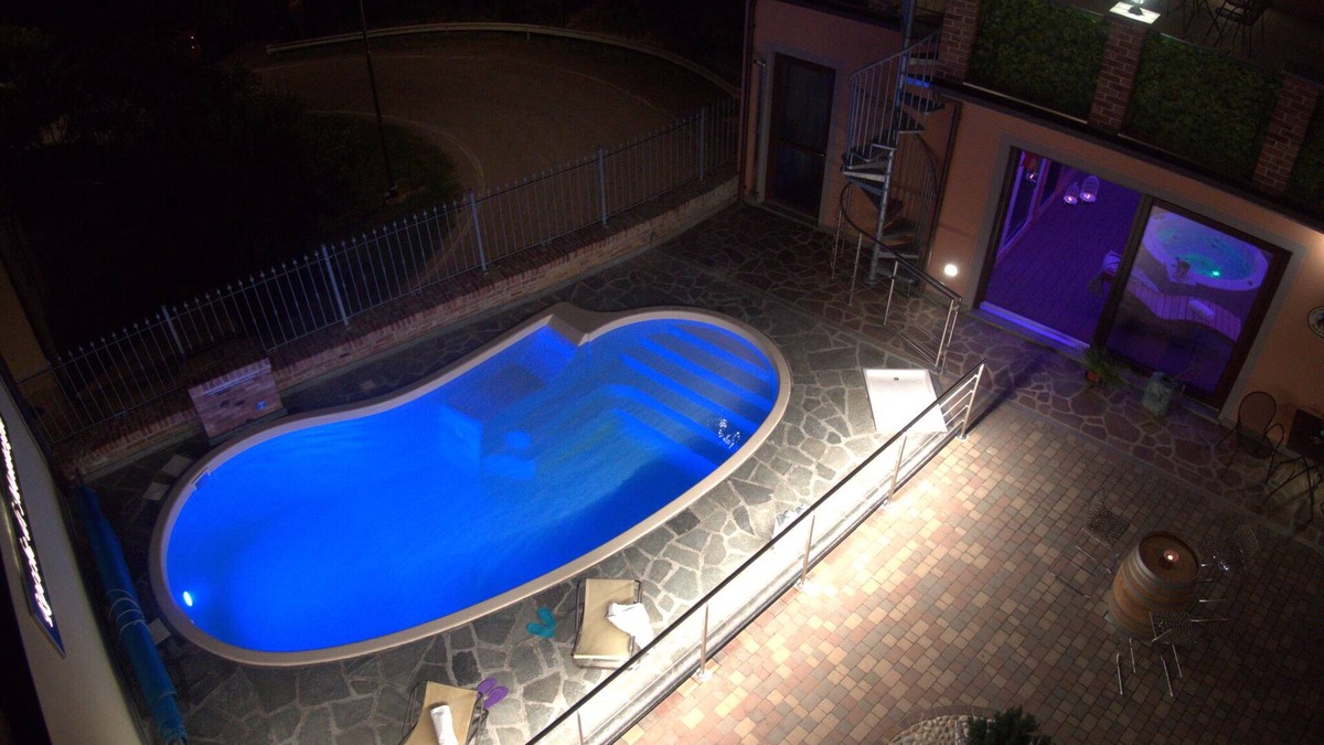 Monticello d'Alba Apartment | Water Mirrors - Green Key Apartments and Spa