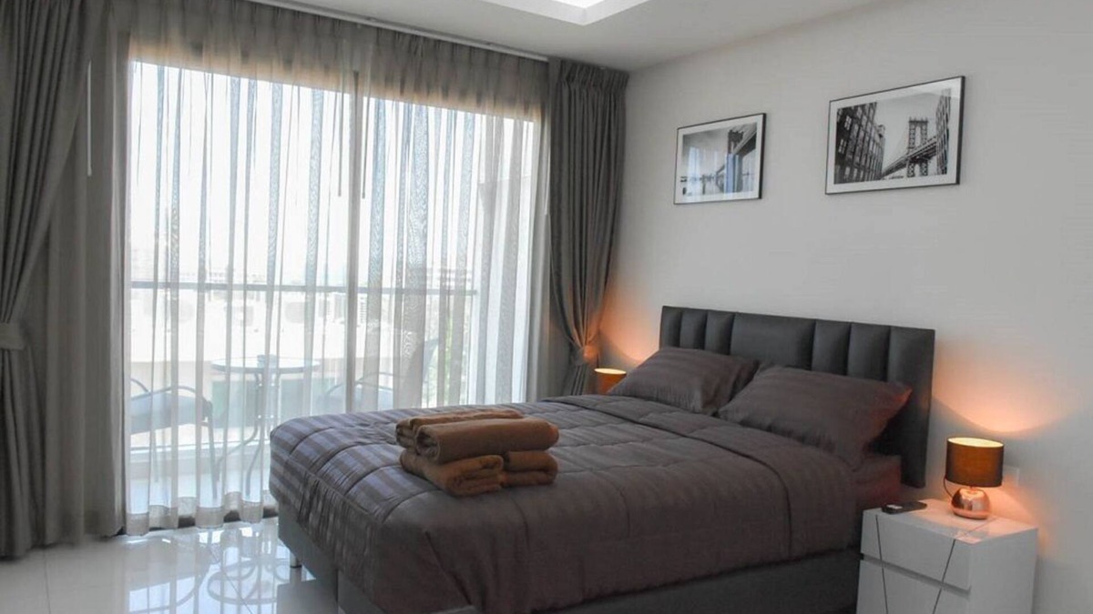 Jomtien Condo | Water Park Premium Sea View Studio ★