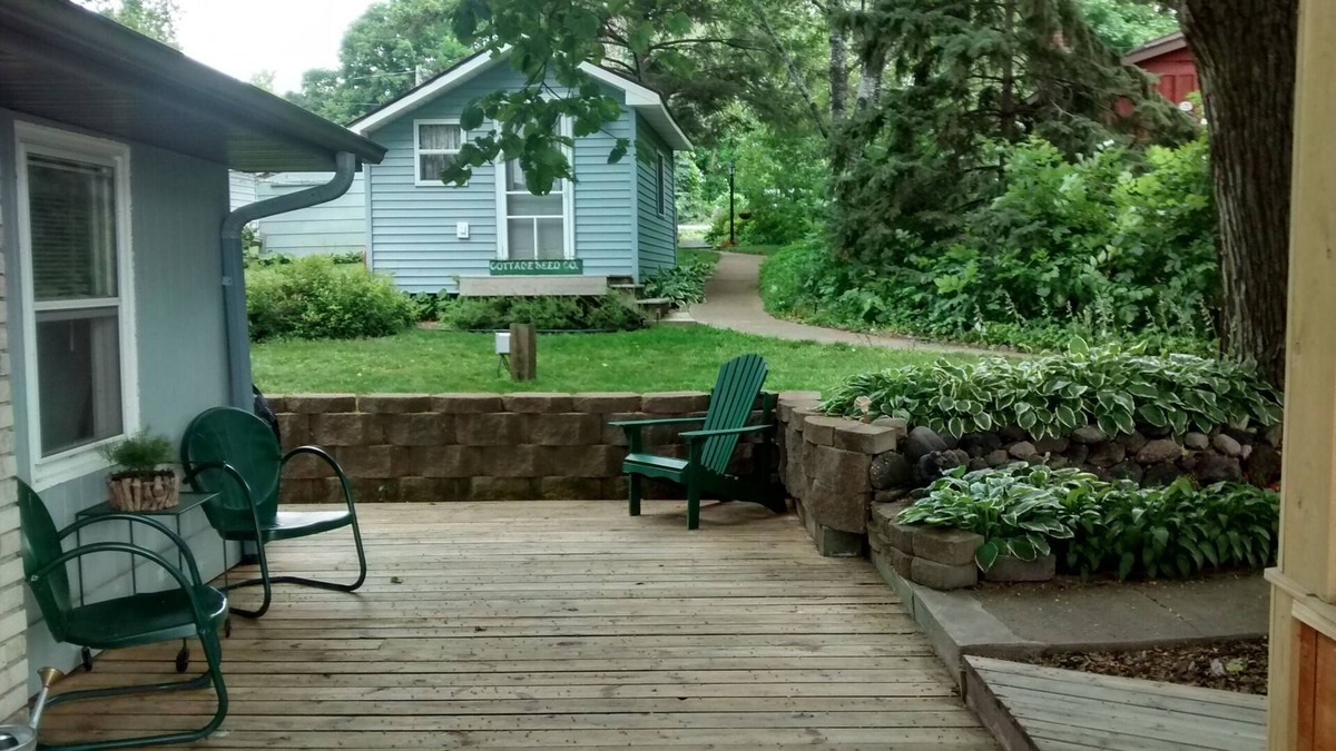 Maple Lake Cabin | Water's Edge Cabin: Relaxing getaway on Maple Lake 1 hour north of Twin Cities