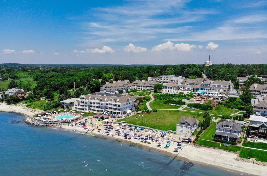 Westbrook Center Resort | Water's Edge Resort & Spa
