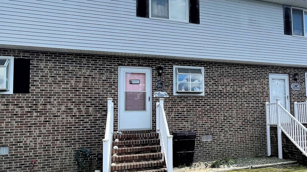 Deep Hole House | Water's Edge - Water Front/Access - Townhouse with community pier, NO LINENS