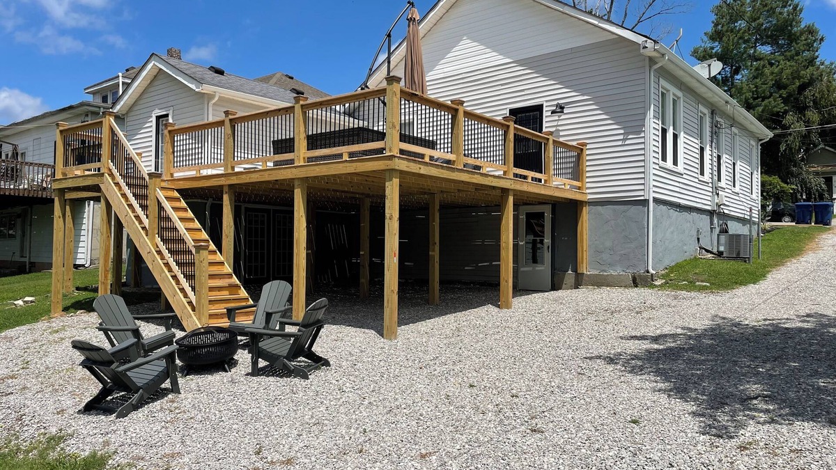 Burnside House | Water View, next to Boat Ramp, Game Room and tons of Recent Renovations!