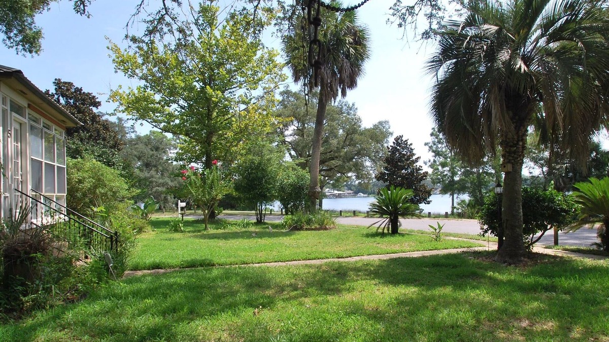 New Warrington House | Water view on the Park at Navy Point