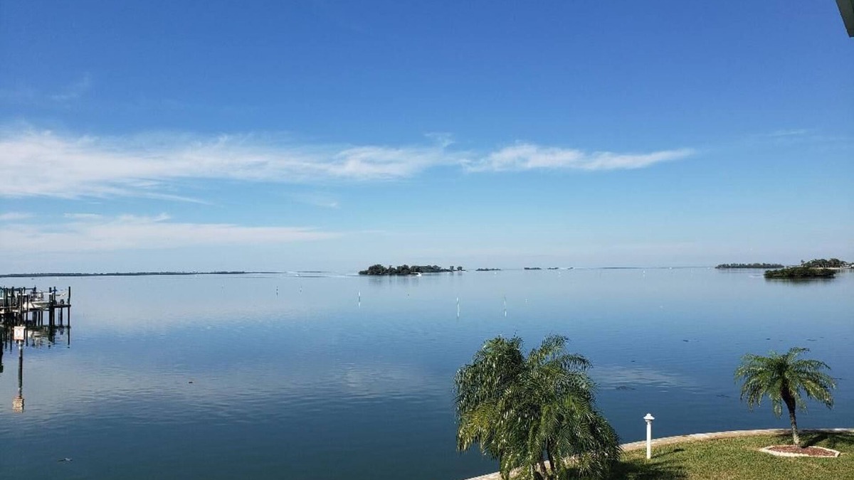 Dunedin Condo | Water View Updated Condo on the causeway to Honeymoon Island