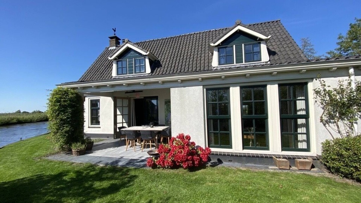 Goingarijp Villa | Water villa Ballingbuer