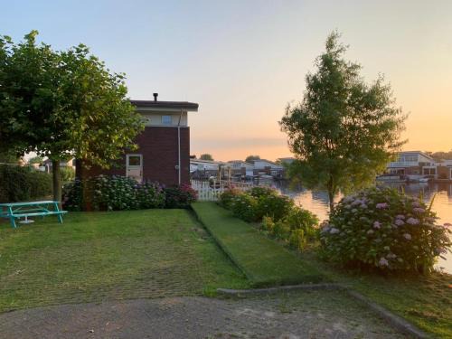 Vinkeveen House | Water Villa Minaro Vinkeveen