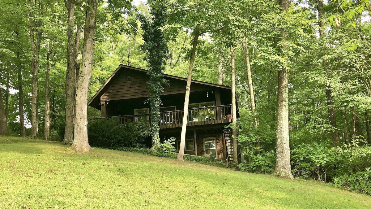 Murphysboro House | Water|Woods|Wildlife|Wonders Abound-The Only Lakefront Rental on Kinkaid in SNF