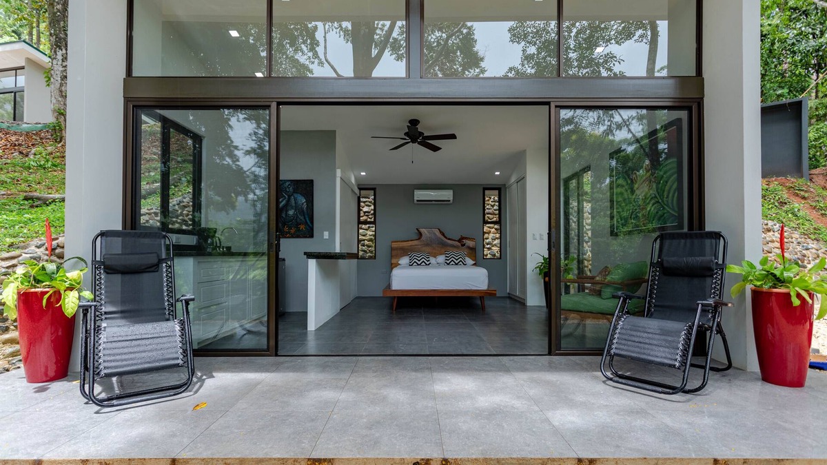 San Isidro de El General Villa | Waterfall and jungle experience, 10 minutes to Nayuaca, 35 minutes to the beach