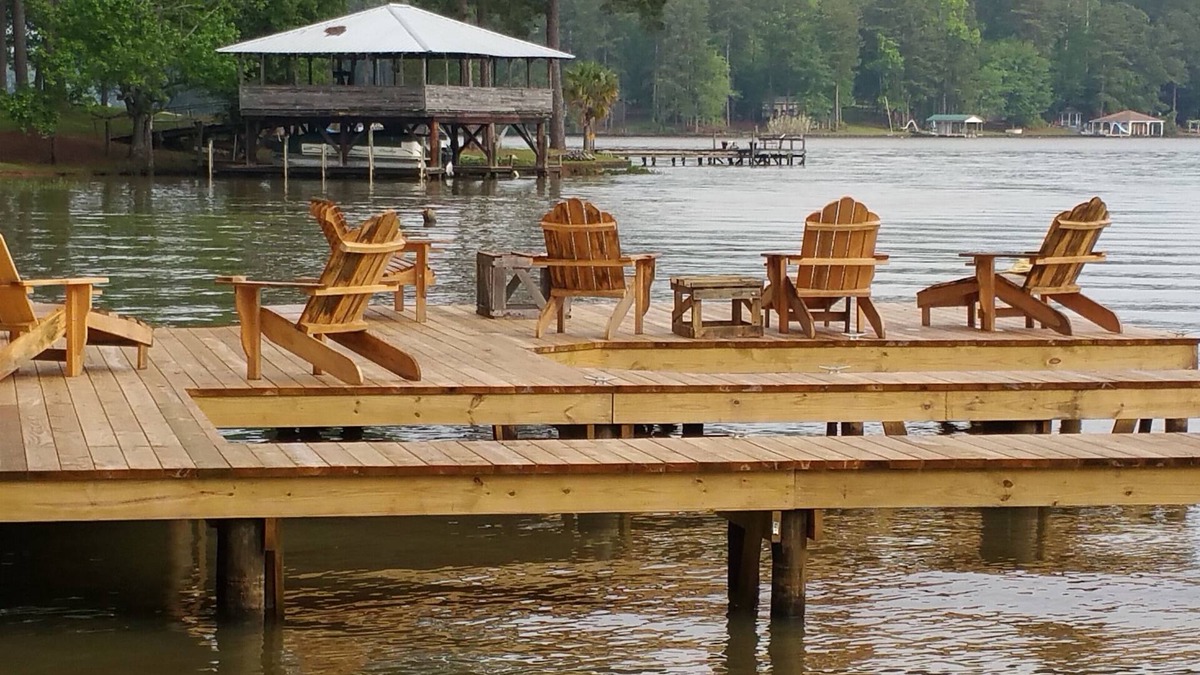 Milledgeville Cabin | 💦🏡⚓ Waterfont, Rustic, Cabin with Kayak Access- in Perfect Location!