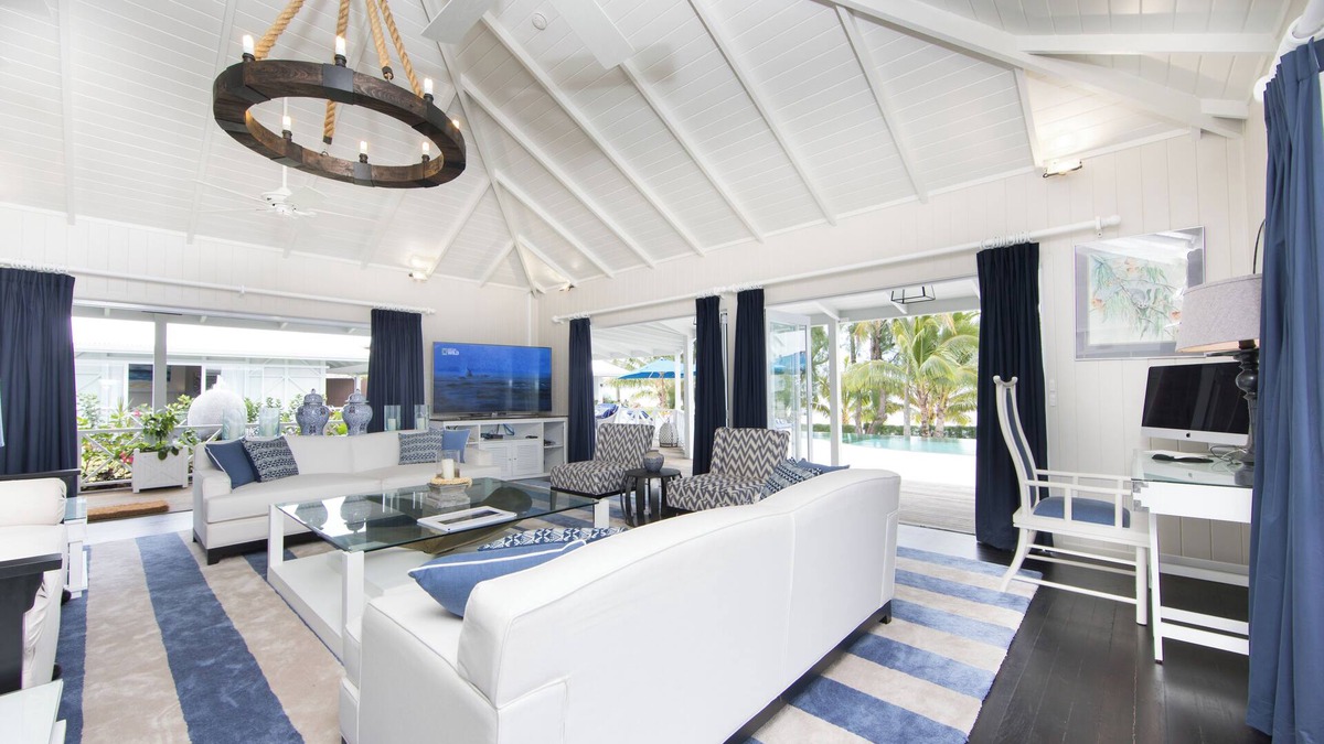 Arorangi House | Waterfoot House