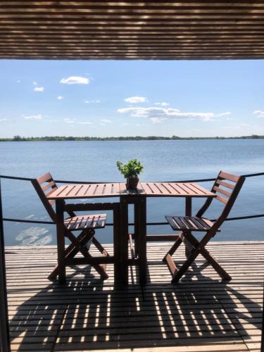 Plaue Boat Rental | Waterfront Loft