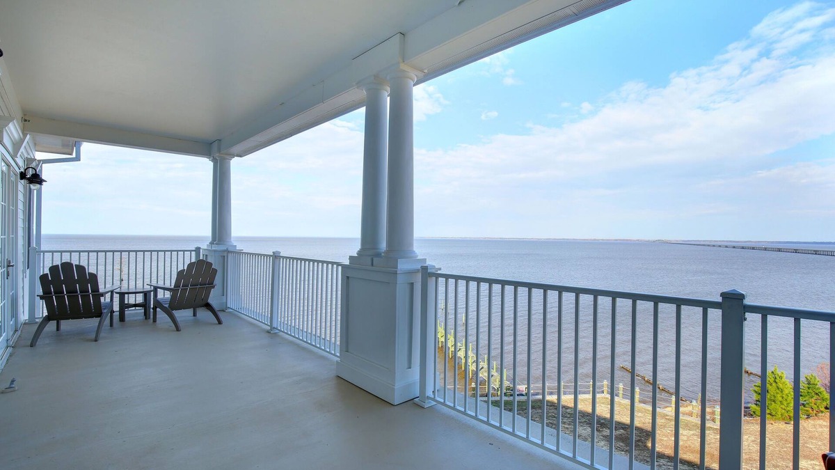 Roper Condo | Waterfront 2BR Condo w/Pool Access