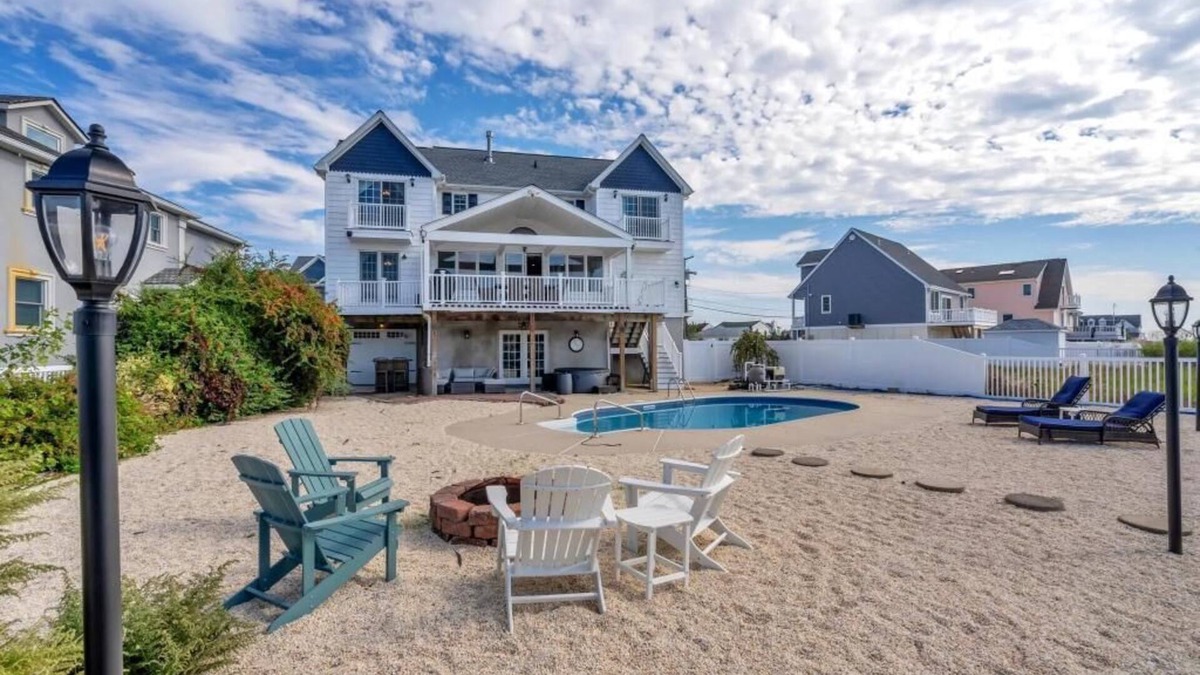Osbornsville House | Waterfront 4-BR/3 Bath Home in Toms River with Private Pool and Hot Tub