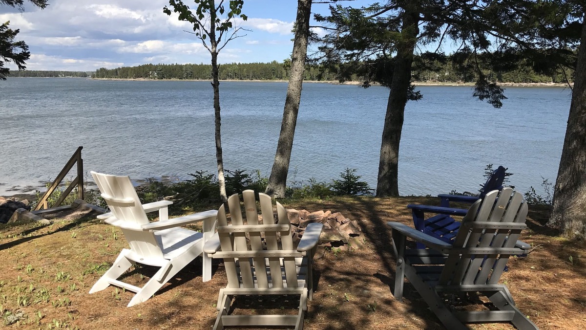 Prospect Harbor House | Waterfront Acadia Schoodic Downeast Log Home with 650 feet of shoreline
