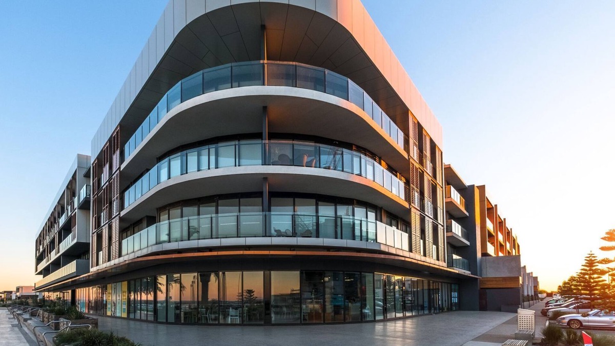 Werribee South Apartment | Waterfront Apt 221 Marina Quays