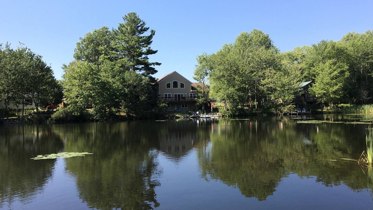 Hinsdale House | Waterfront Ashmere Lake House Near Berkshire Attractions