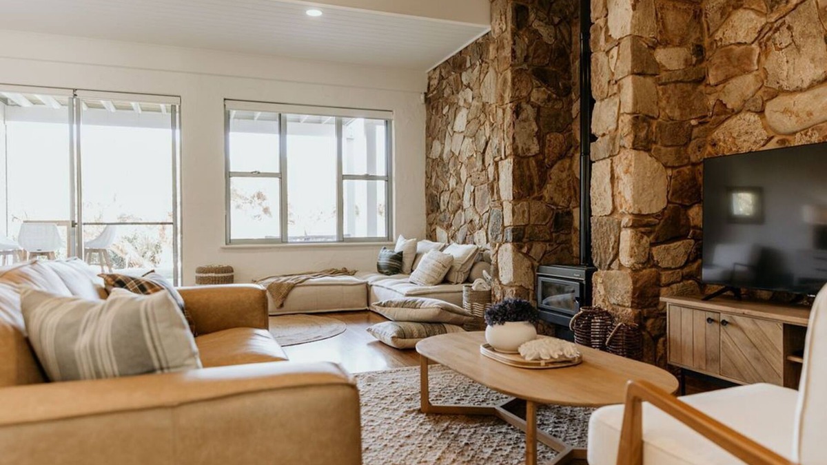 Eagle Bay House | Waterfront