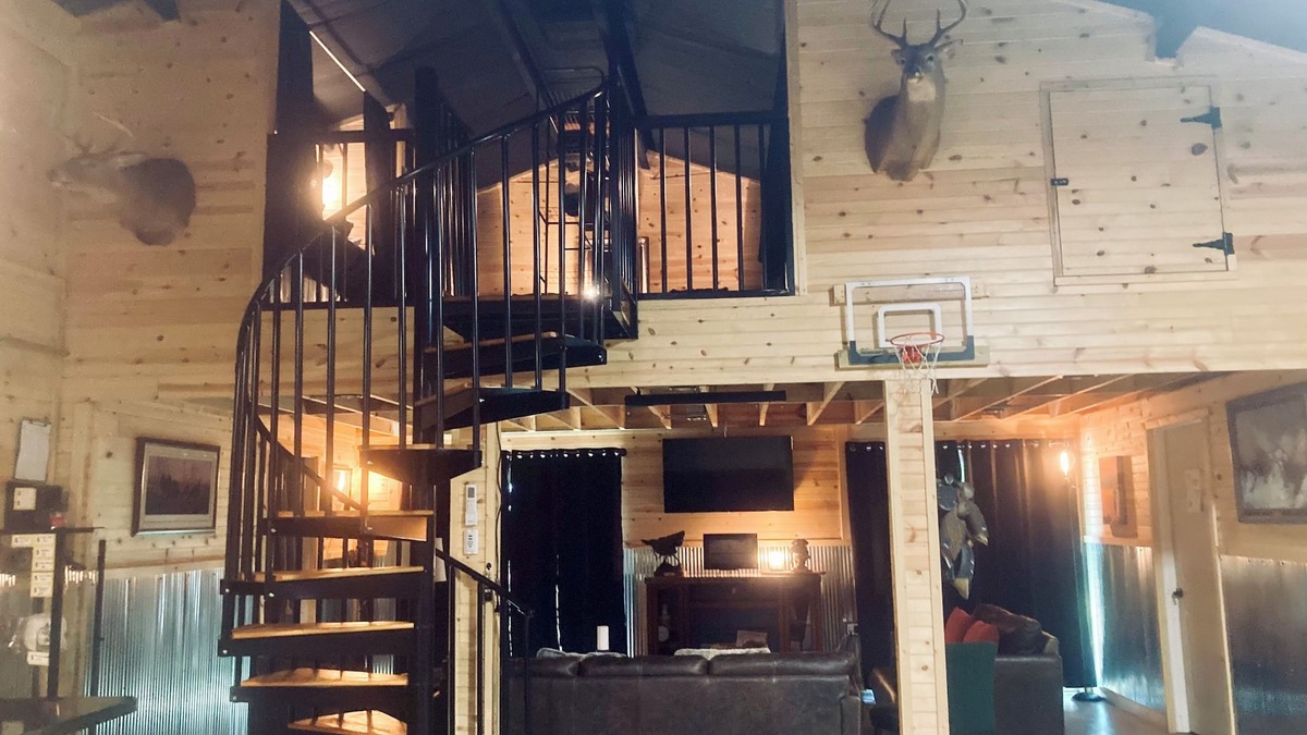 Wright House | Waterfront Barndominium with Pool Table & Dock