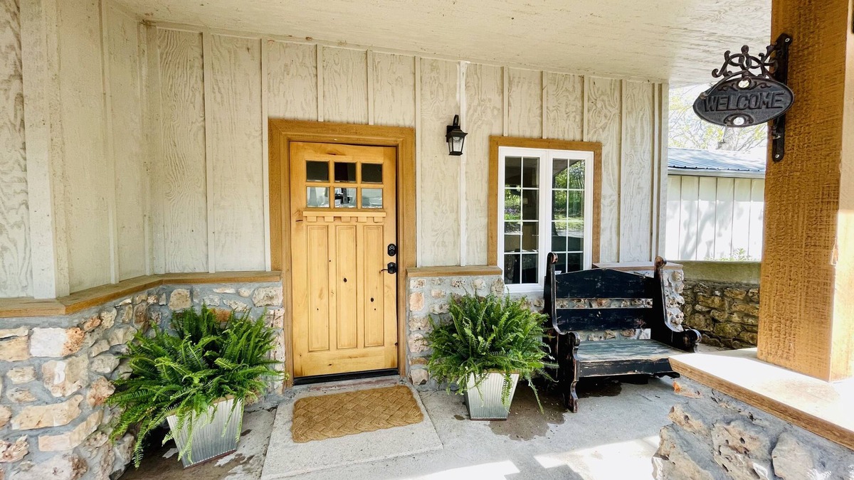 Vinita House | Waterfront beauty with dock and fireplace! Check in Bay! New Hot Tub!