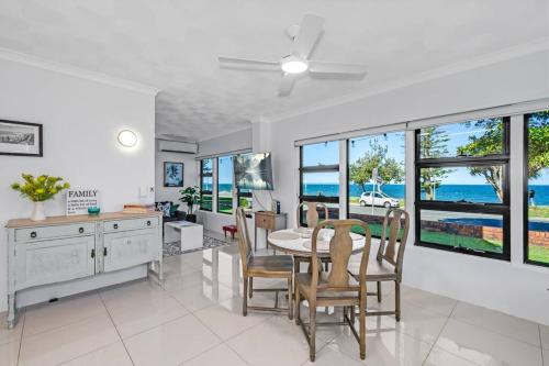 Margate Apartment | Waterfront Bliss in Margate - 30 min from Brisbane
