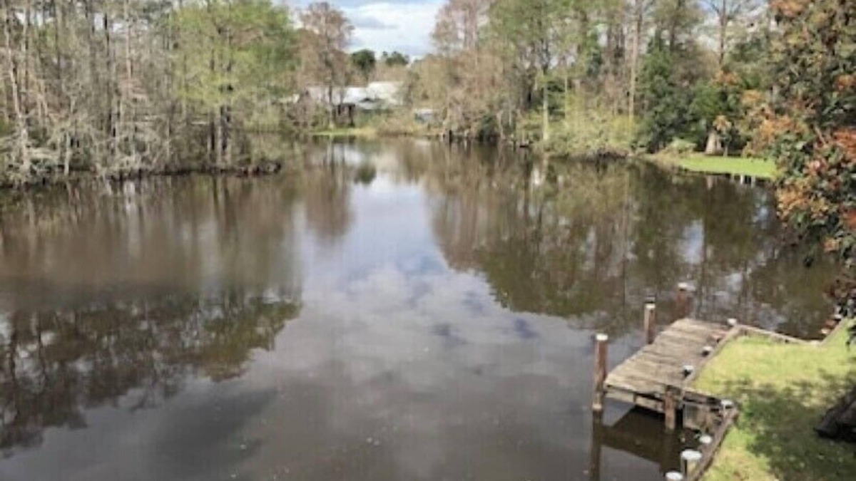Slidell Condo | Waterfront Bungalow on Bayou Bonfouca- Next to Palmettos