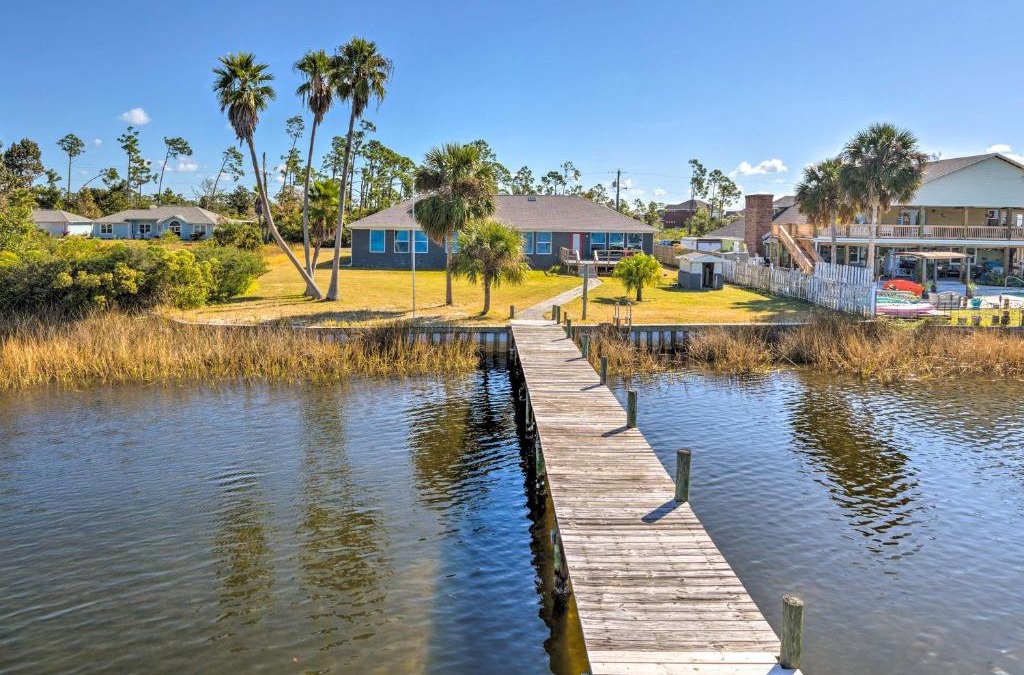 Callaway House | Waterfront Callaway Bayou Home with View and Boat Slip