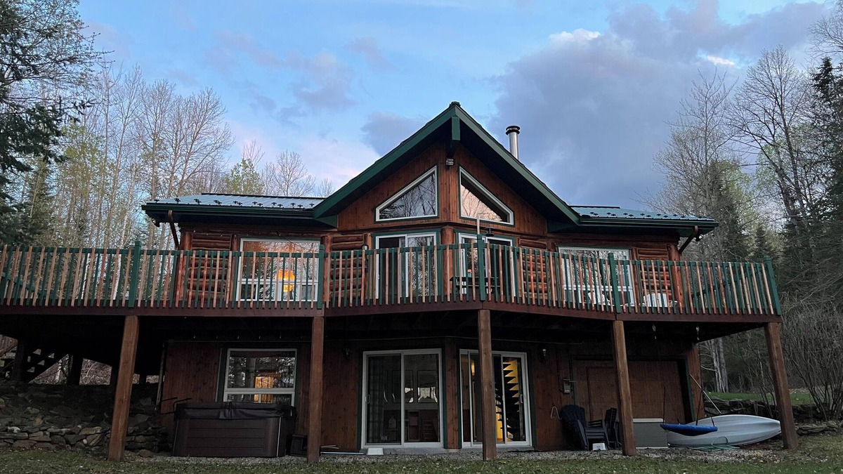 Duhamel Ski Chalet | Waterfront Chalet Oasis perfect for a quiet summer or winter getaway