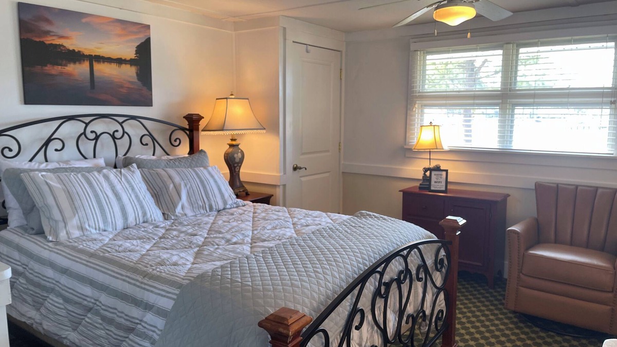 Bozman Cottage | Waterfront cottage, 1 bd 1 bath, Perfect for your next getaway!