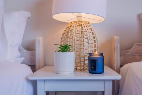 Vineta Apartment | Waterfront Cottage B3