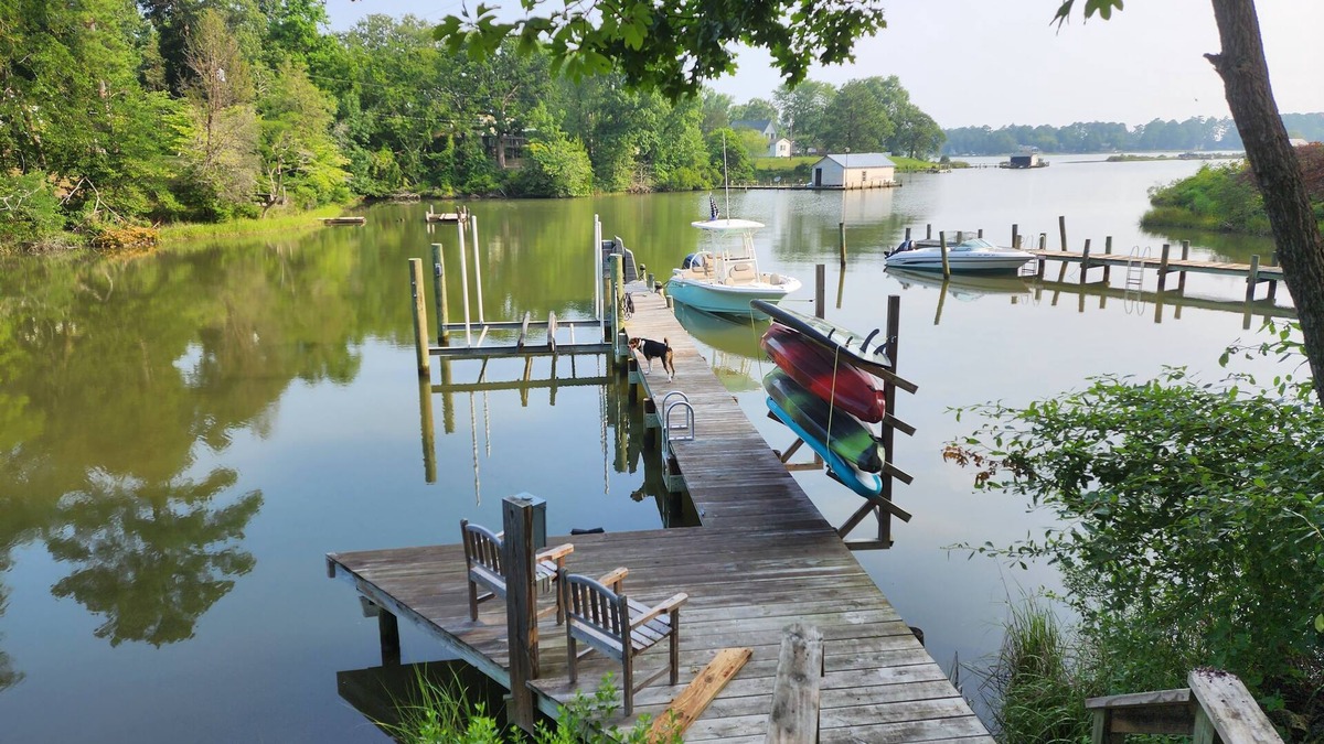 Urbanna Cottage | Waterfront cottage in Historic Urbanna, VA