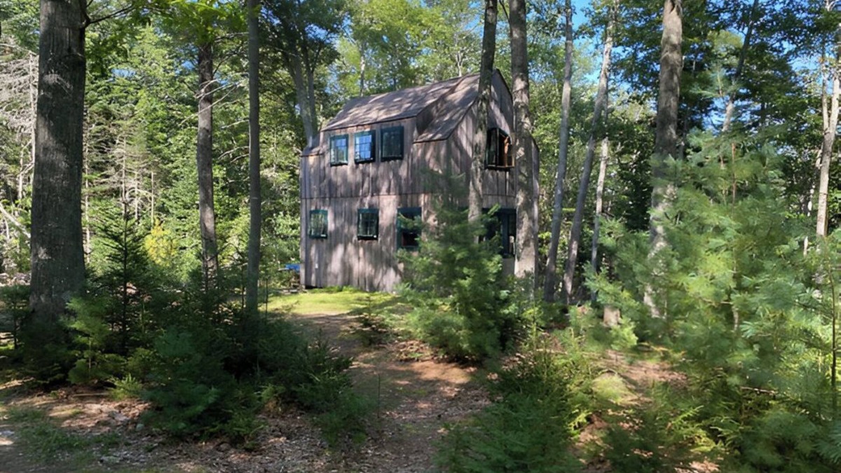 Brooksville Cottage | Waterfront Cottage on Beautiful Horseshoe Cove, Cape Rosier, Brooksville
