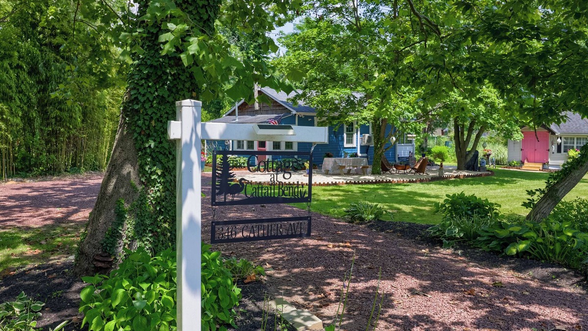 Charlestown Cottage | Waterfront cottage in historic Charlestown, Maryland