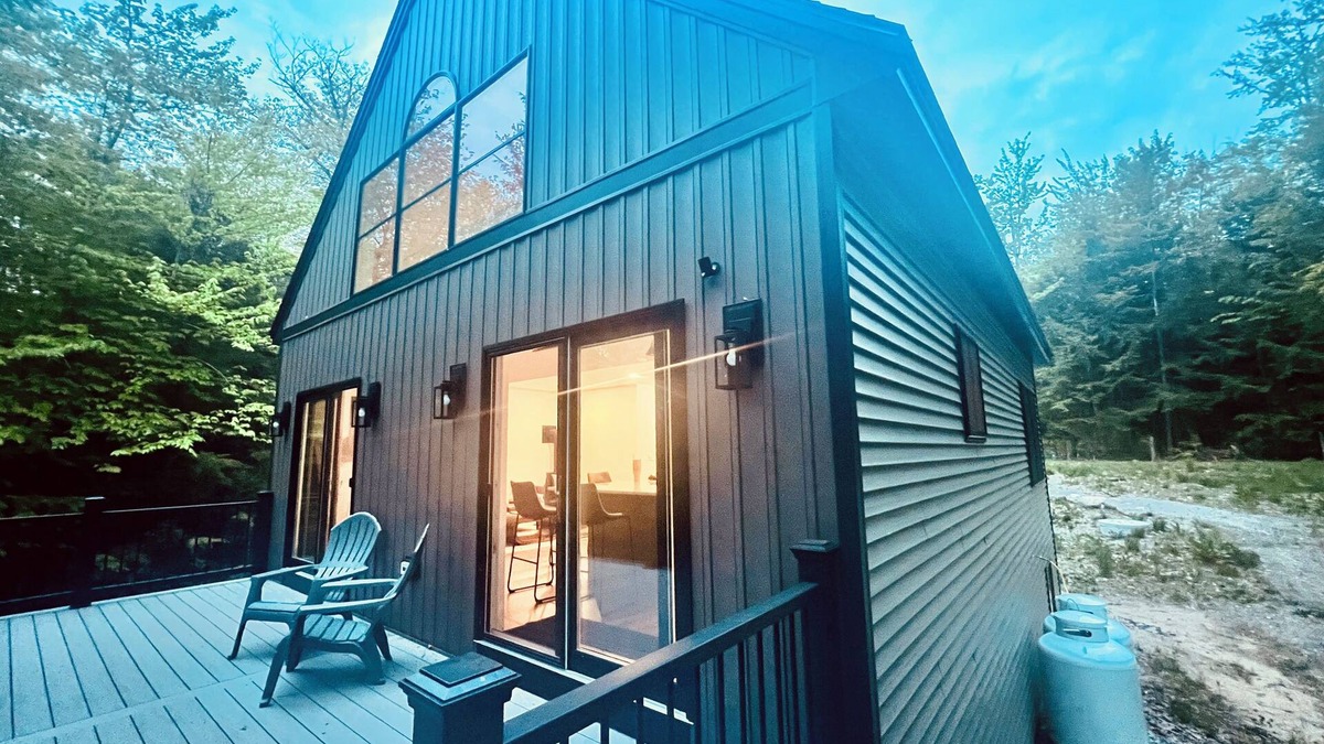 Sweden House | Waterfront Eco Friendly House Near White Mountains, fire pit, outdoor sauna