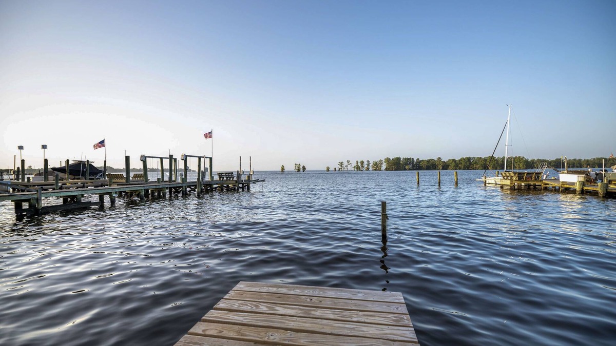 Edenton Cottage | Waterfront Edenton Bay Cottage - Walk to Dtwn