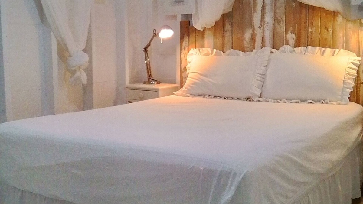 Sauble Beach Cottage | Waterfront family friendly property.