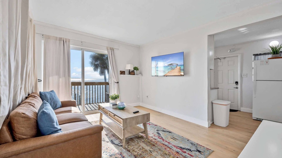 Orlando Beach Apartment | Waterfront | Fishing Pier | Walk to Beach