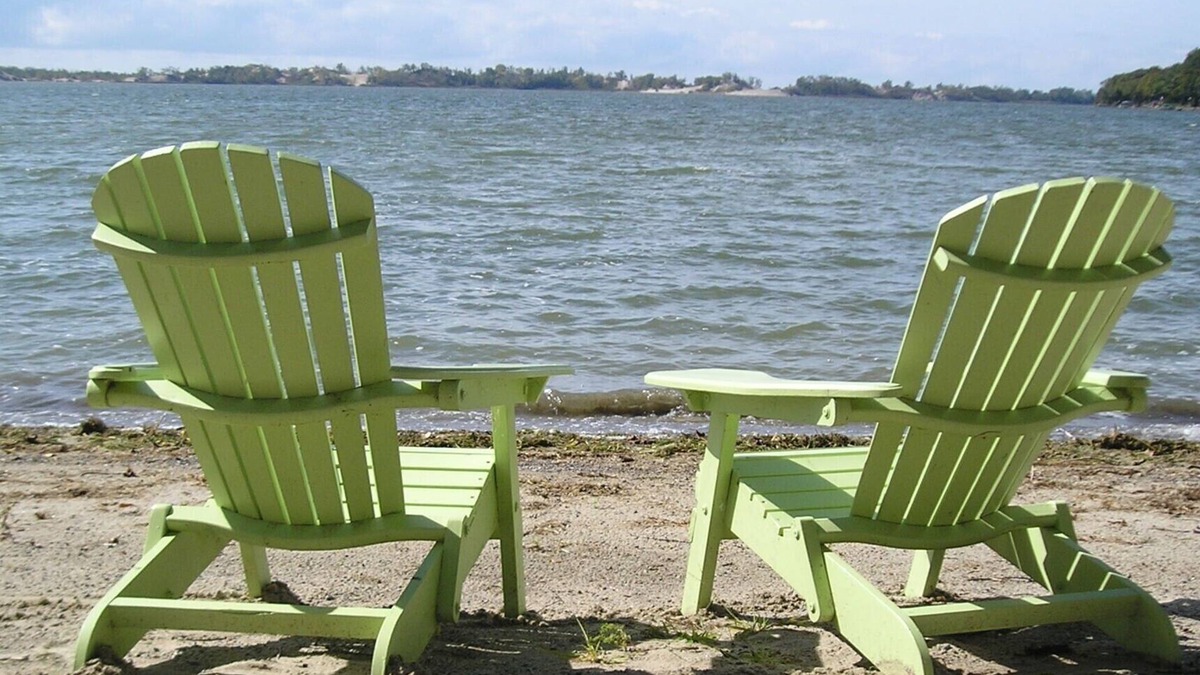 Picton Cottage | WATERFRONT, FREE PONTOON CRUISE WITH WEEKLY RENTAL