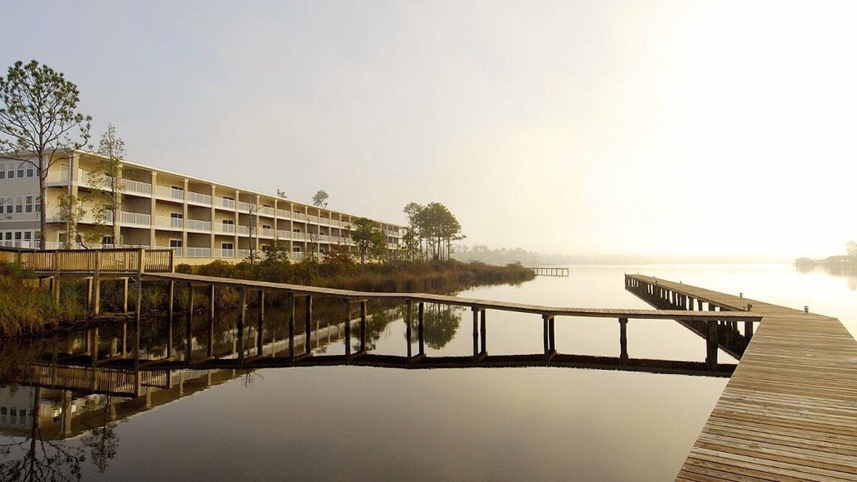 Foley Condo | Waterfront - great fishing, peaceful & quiet, yet close to Tanger Outlets & OWA